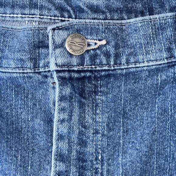 Riders Women’s Jeans Size 16W Classic Fit Light Wash Denim. - Picture 7 of 12